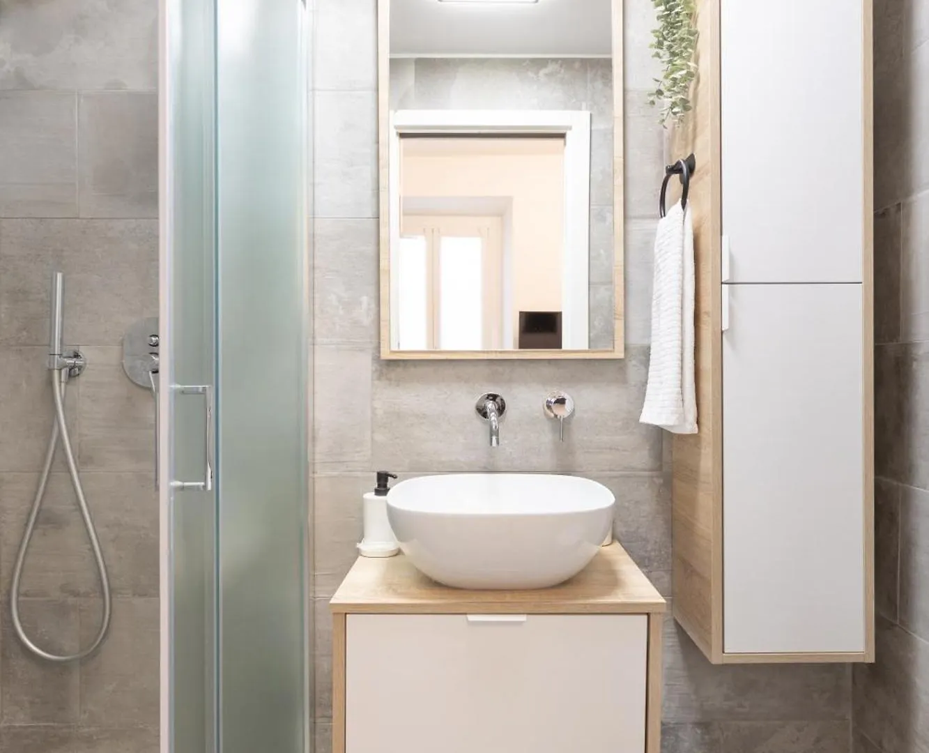 Tiny & Tidy Studio In The Key Area Of Milán